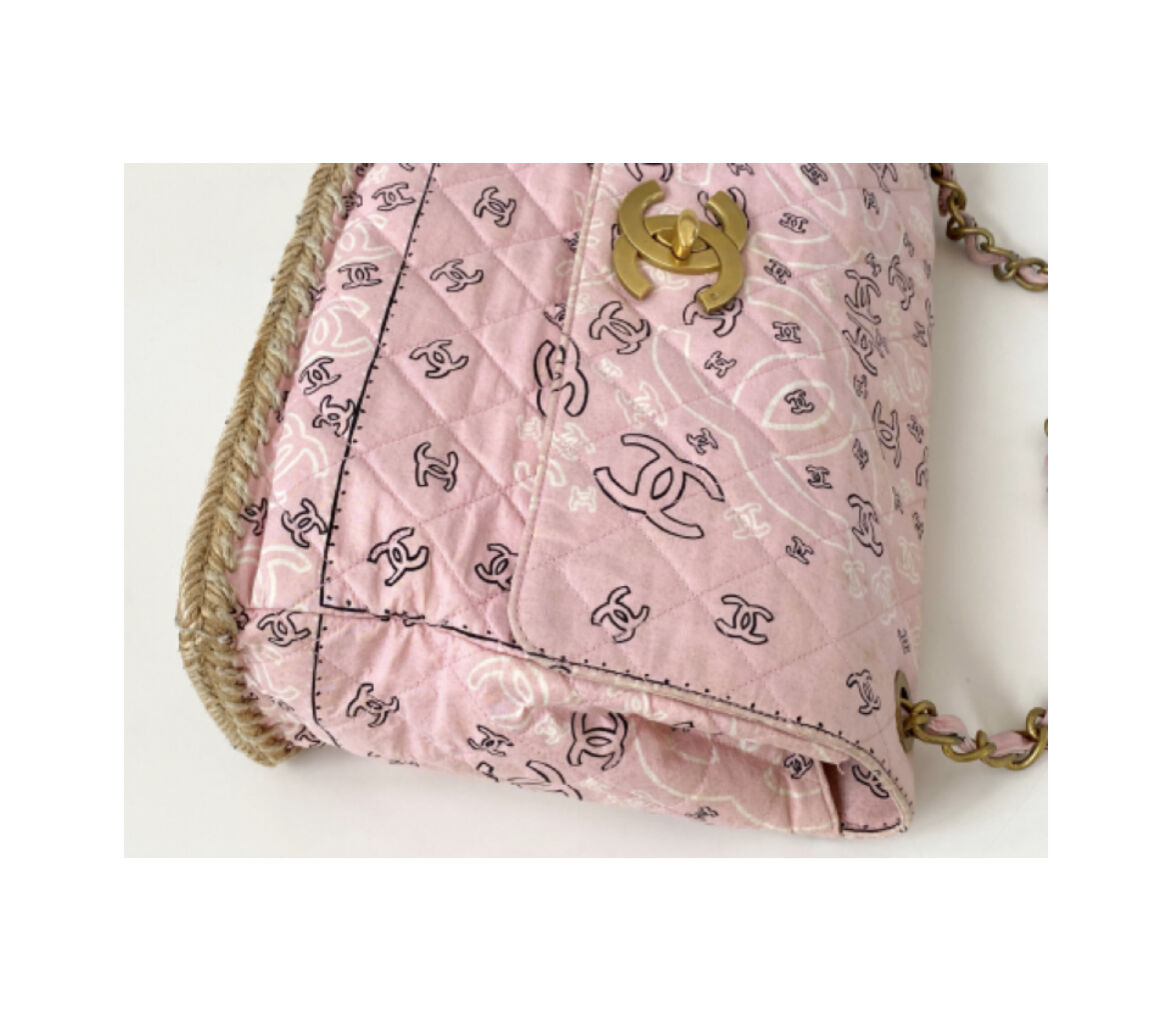 Chanel vintage特大ピンクキャンバス円形ペンダントハンドバッグ超レア