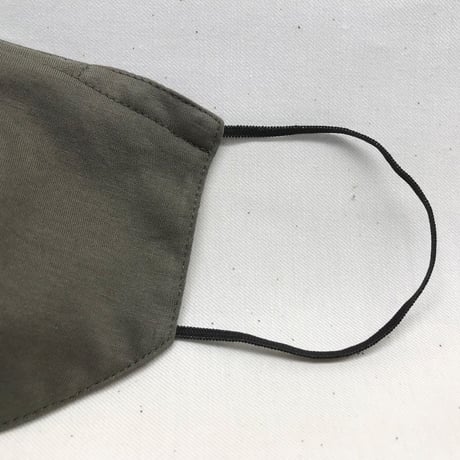 【送料込み】接触冷感のさらり肌ざわりマスク：ノーズワイヤーあり/オリーブ