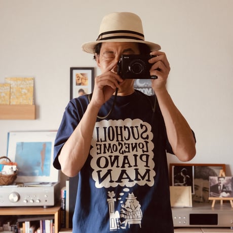 LONESOME PIANOMAN T-Shirts Navy×Ivory