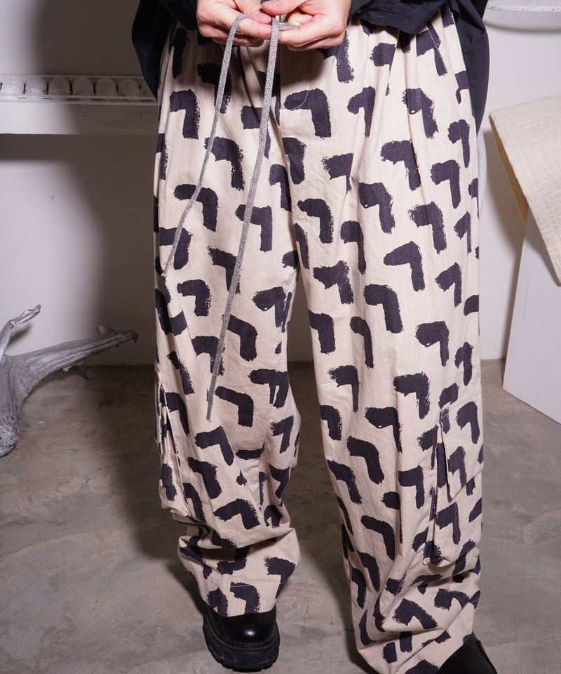 OIRA】五倍子 gather pants | abundantism