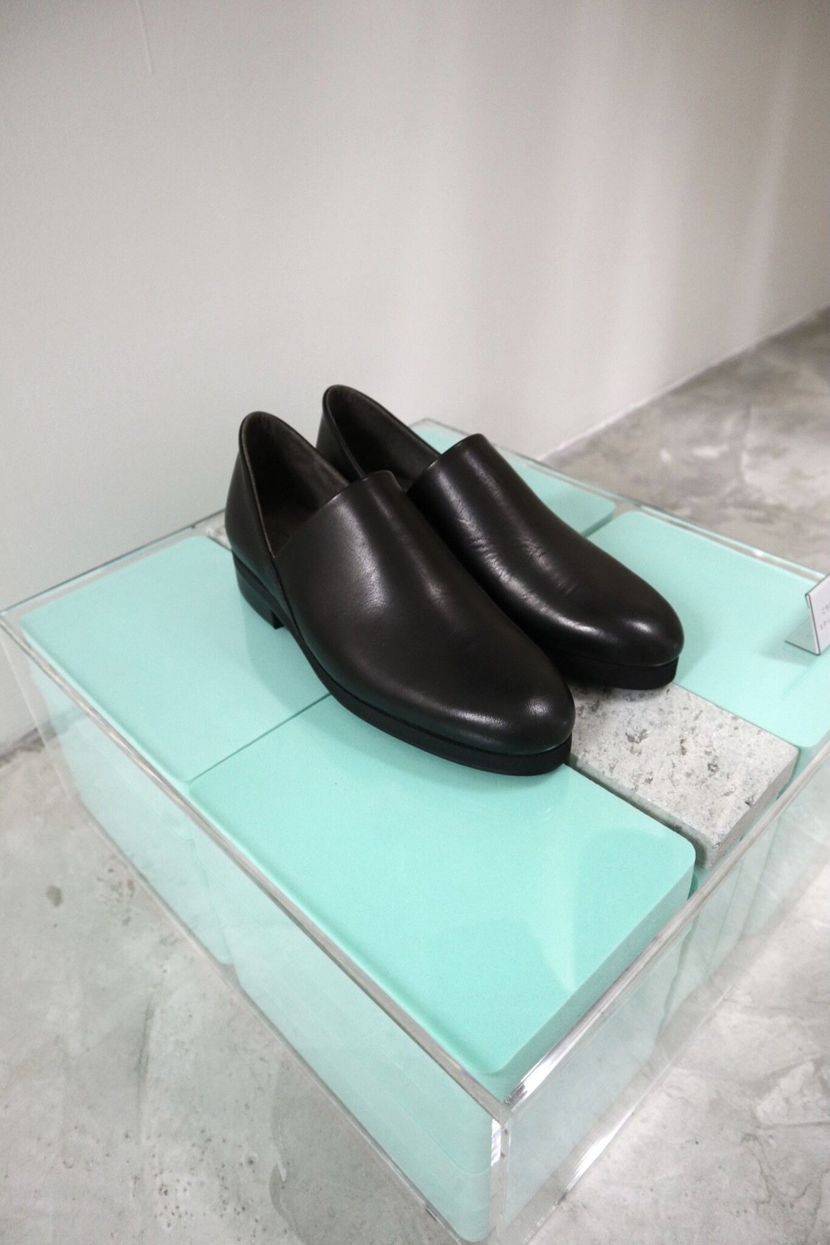 ISHMM】SLIP-ON SHOES | abundantism