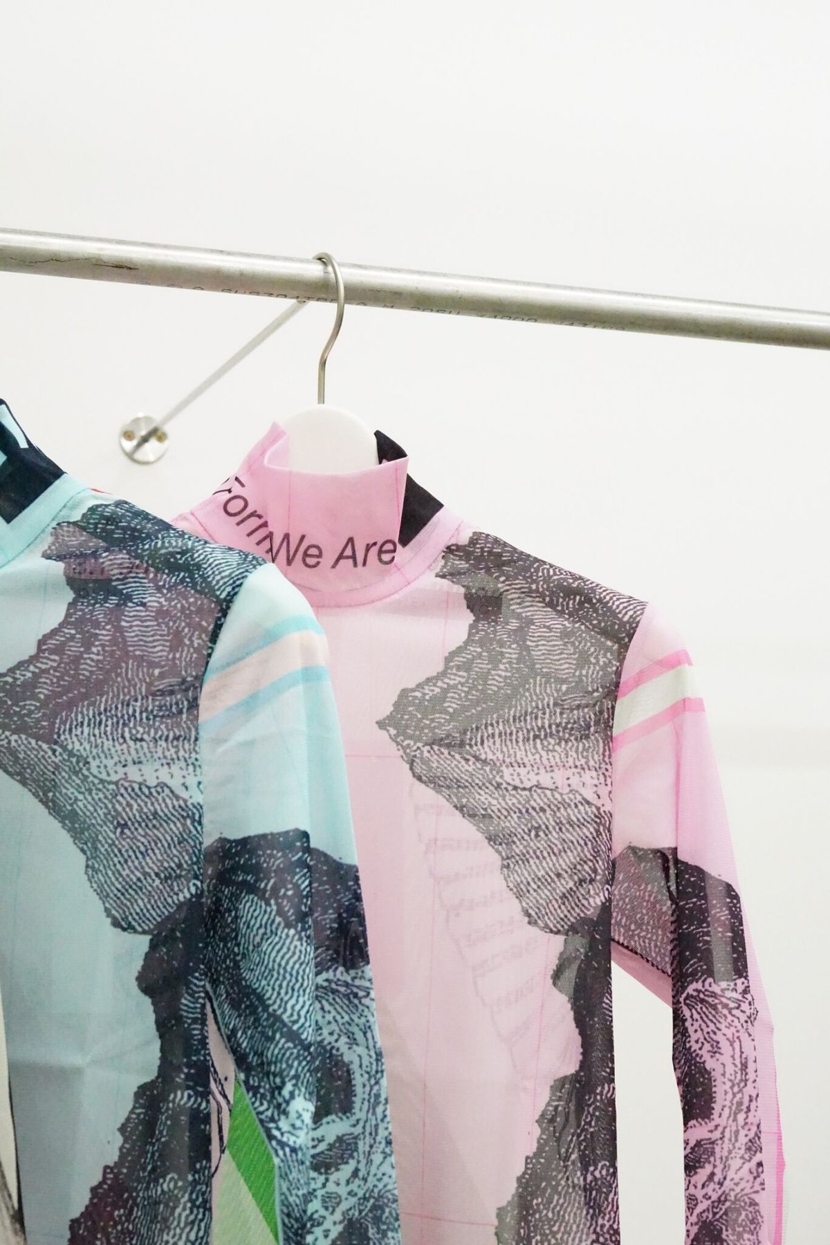 【YOHEI OHNO】GRAPHIC MESH TOP