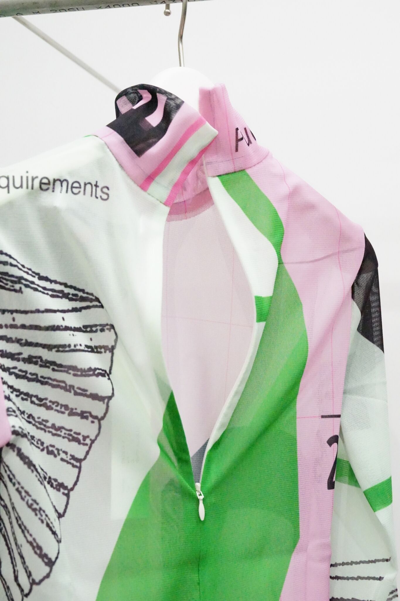 YOHEI OHNO】Graphic mesh top PINK | abundantism