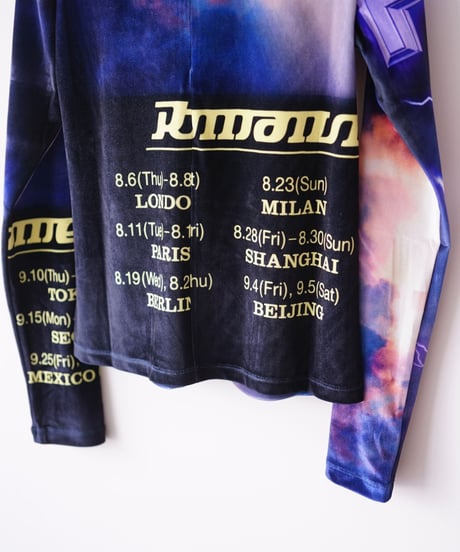 【YOHEI OHNO】Graphic Velor High Neck "HOWDY"