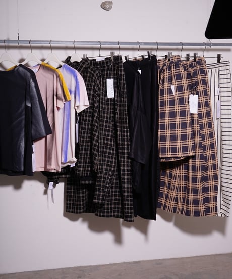 【house of the very island's...】jules: check stone / peach