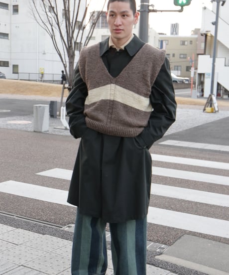 【vintage】from paris   hand knit brown vest