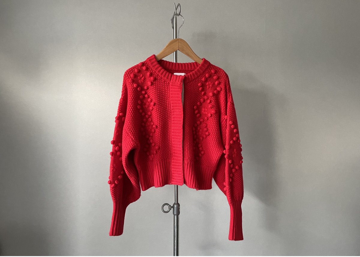 【HOLIDAY】 WOOL CASHMERE PONPON KNIT CARDIGAN ［RED］