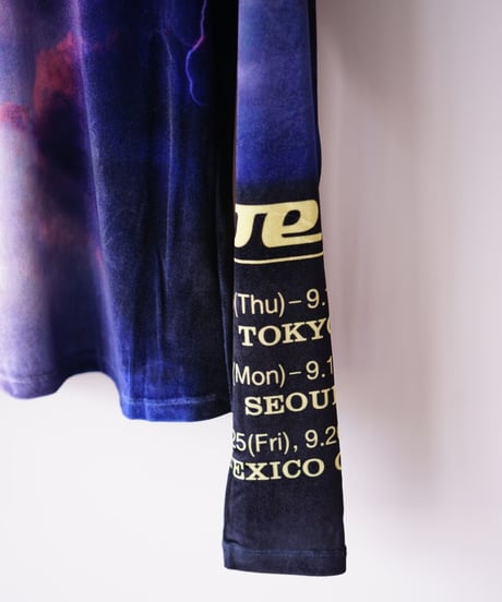 【YOHEI OHNO】Graphic Velor High Neck "HOWDY"