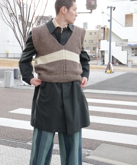 【vintage】from paris   hand knit brown vest