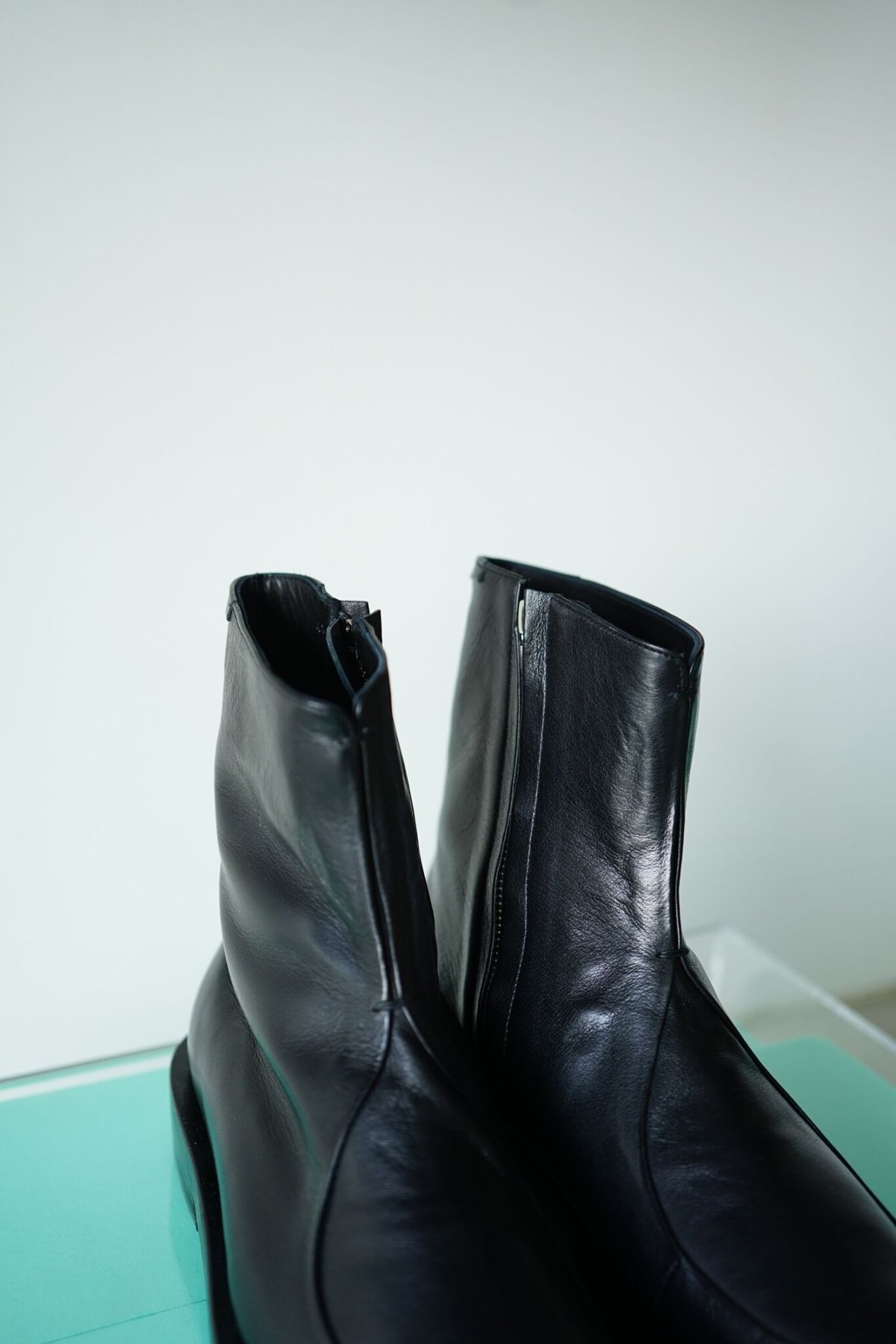 大幅値下げ中　新品同様⭐️イシュムishmm サイズ41 レザーシューズ　ブラック ISHMM】seam boots (size 41) | abundantism