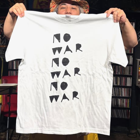 NO WAR Tシャツ