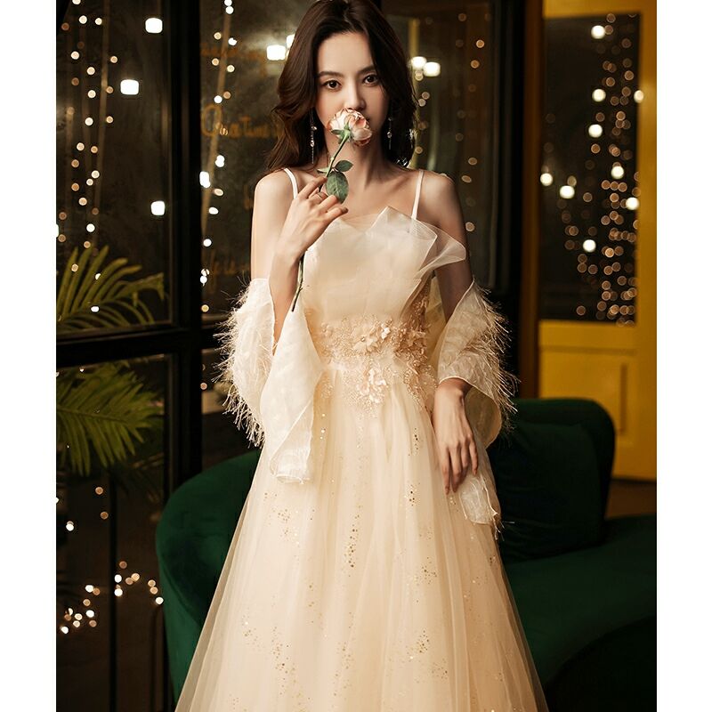 ブライダルドレス ベルライン ノースリーブ スリム ウェディング  