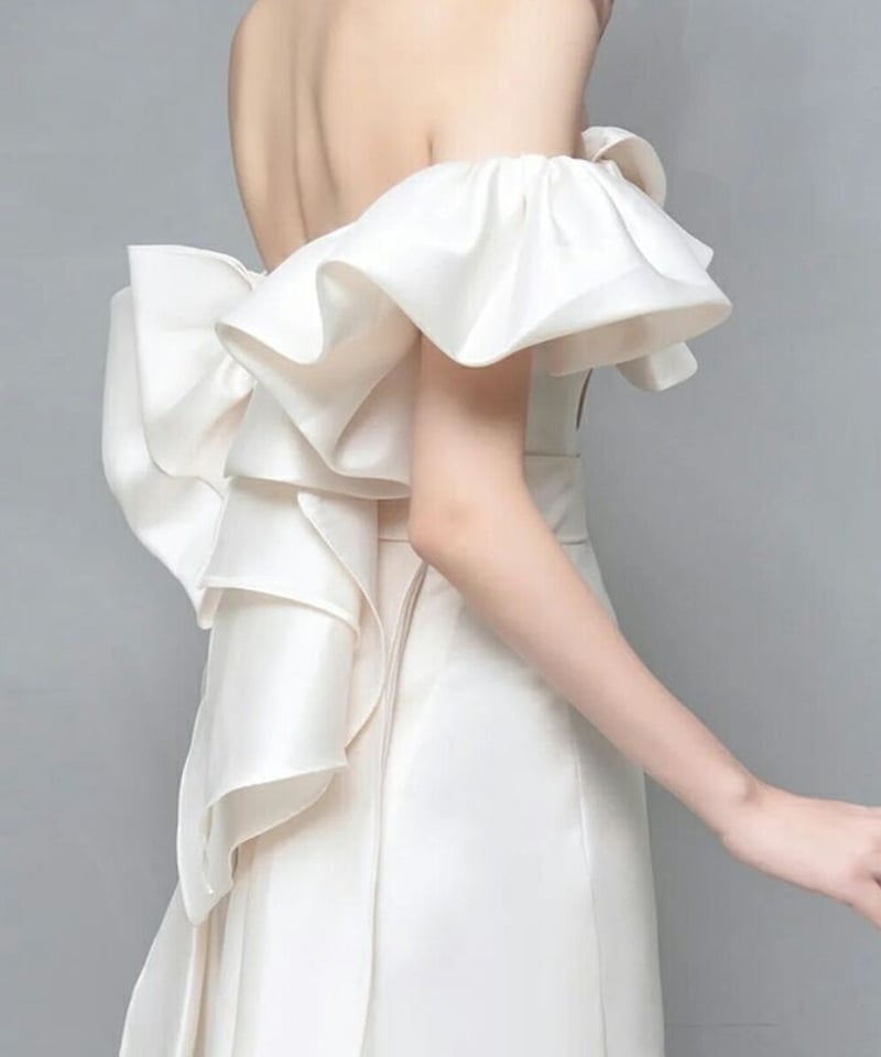 ブライダルドレス エンパイア オフショルダー 半袖 ウェディング  