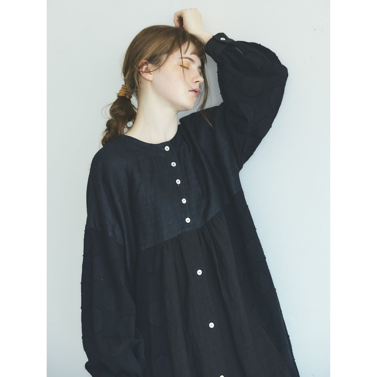 まもなく終了【極美品】MAGALIアイリッシュリネン＆コットン・タックワンピース fit=scale-down,w=1200