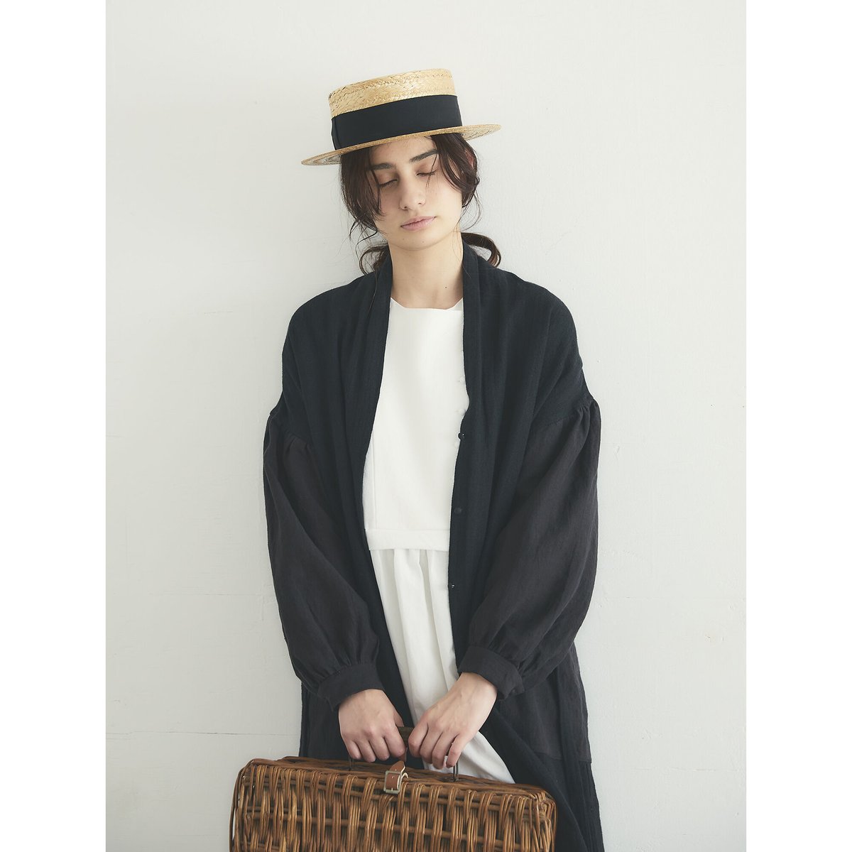 スローブイエナ❁膝下コート OP166BK ヘリンボーンリネン・ローブコート／ブラック（MAGALI