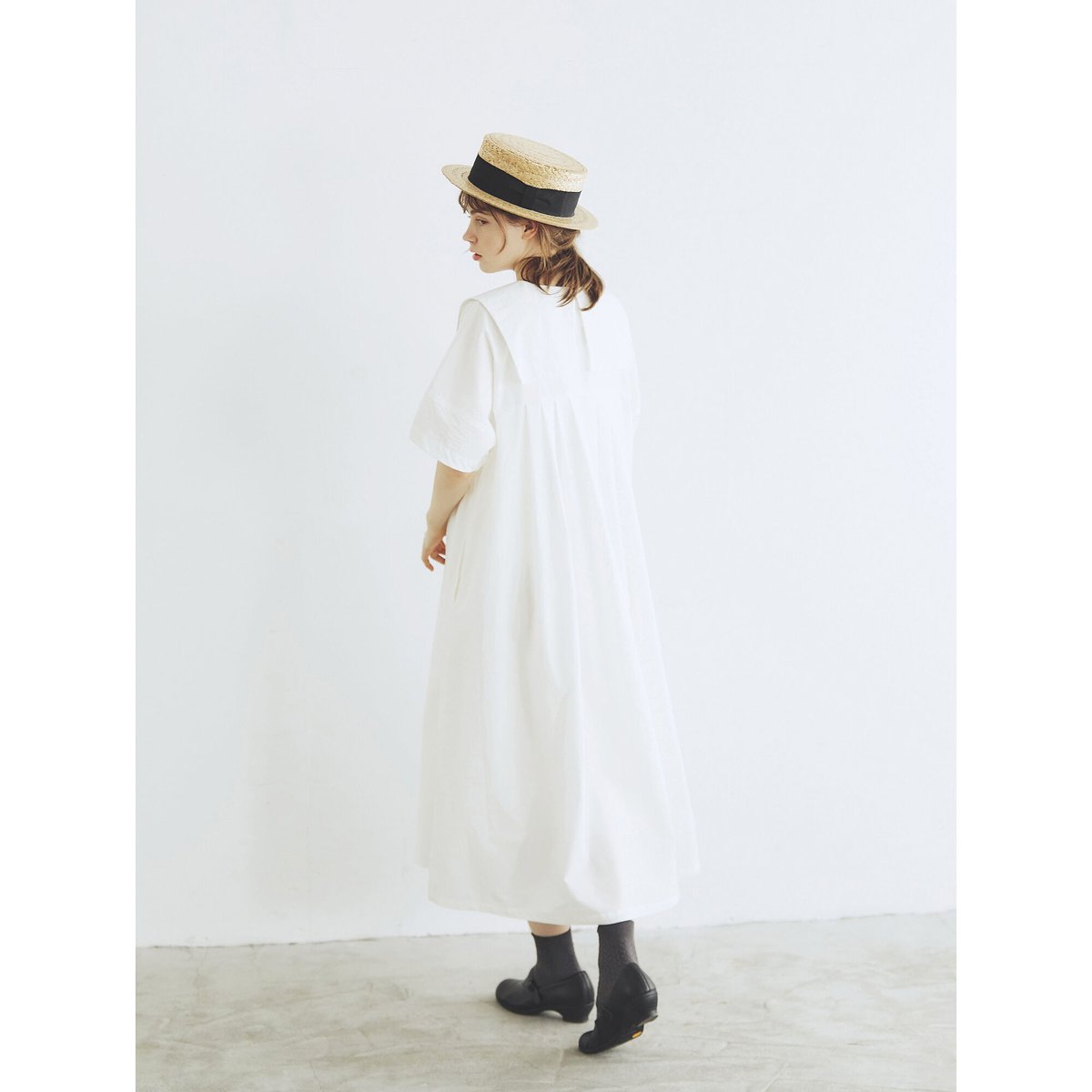 OP160WH天日干しコットン・スクエアカラー・ワンピース／オフホワイト