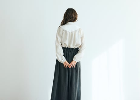 PT67CH　 リネンコットンストライプ・タックワイドパンツ／チャコール（MAGALI）