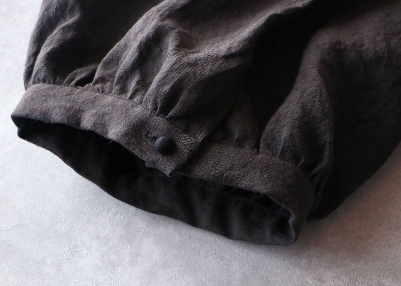 PT43CH天日干しリネン・パントルパンツ／チャコール （MAGALI