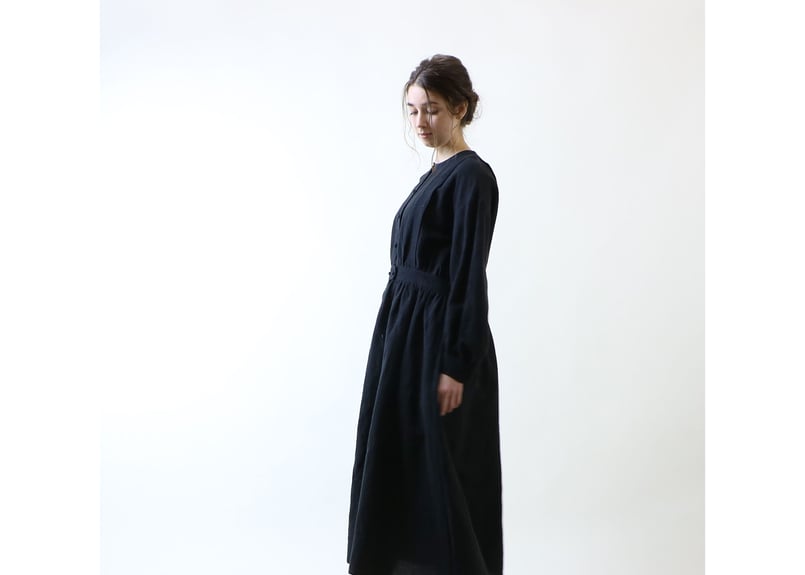 まもなく終了【極美品】MAGALIアイリッシュリネン＆コットン・タックワンピース 000000023159-25-l.jpg?t=