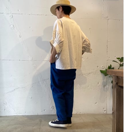 UNIVERSAL TISSU イージーテーパードパンツ ブルー