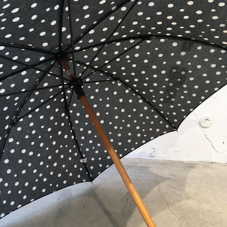 SUR MER 日傘　綿麻シーチング　水玉プリント ブラック　（綿55%、麻45% ）晴雨兼用