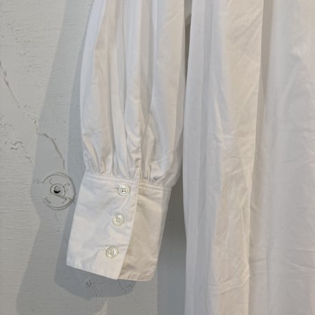 UNIVERSAL TISSU ナチュラルタイプライター クラシックギャザーワンピース シロ