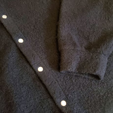 【UNIVERSAL TISSU】リサイクルウールパイル スナップカーディガン