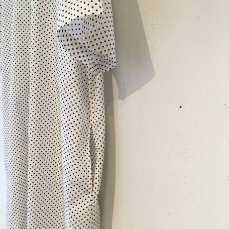 NATURAL LAUNDRY ブロード ロングシャツワンピース オフ×黒ドット