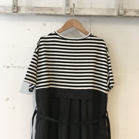 UNIVERSAL TISSU　クラシック天竺 タックワンピース　ボーダー