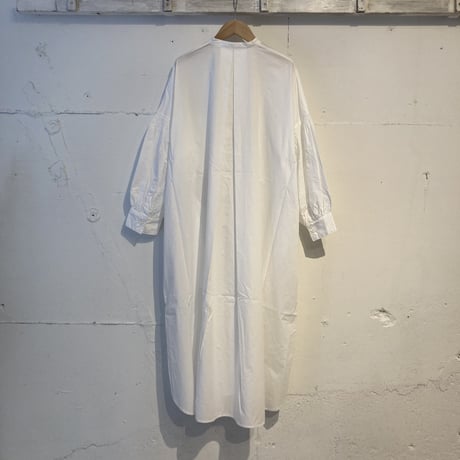 UNIVERSAL TISSU バンドカラーシャツワンピース シロ