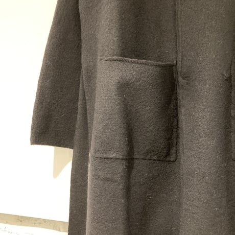 UNIVERSAL TISSU ウール縮絨 クルーロングカーデ クロ