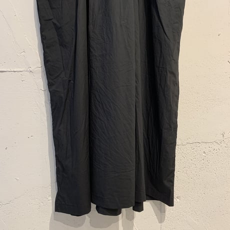 UNIVERSAL TISSU ハーフスリーブワンピース クロ