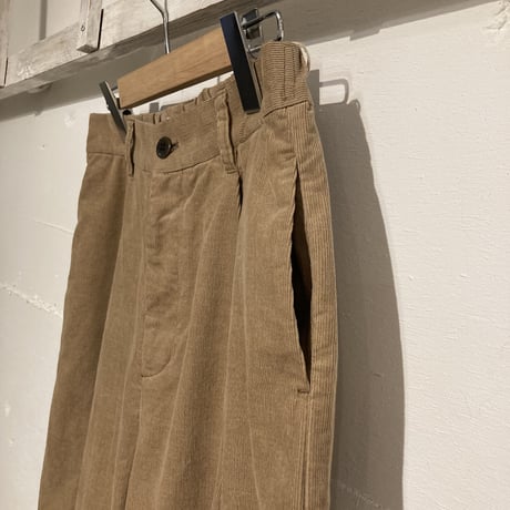 grin コーデュロイボトルパンツ ベージュ