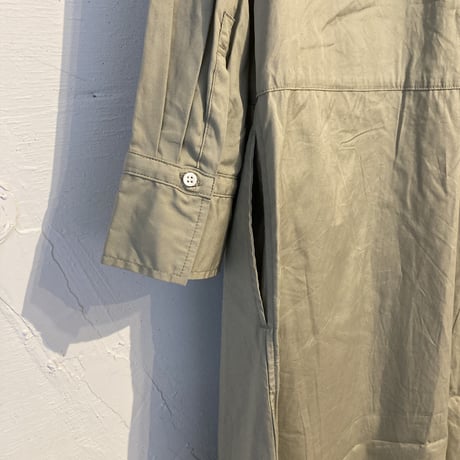 UNIVERSAL TISSU ホスピタル ロングスリーブワンピース グレージュ