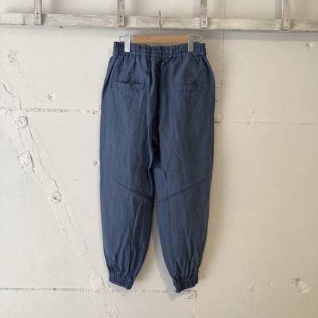 UNIVERSAL SEVEN トリプルワッシャーリネン ジョガーパンツ スモーキーブルー