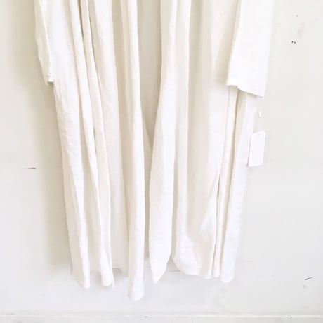 UNIVERSAL TISSU　オリガミガウンコート　シロ