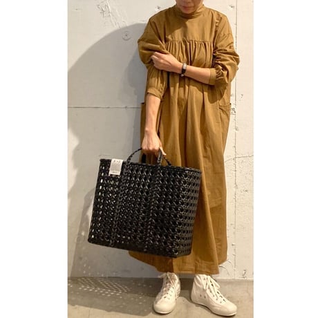NATURAL LAUNDRY ネル スタンド2WAYワンピース クロ