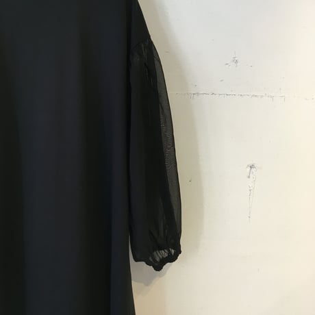 UNIVERSAL TISSU  マルチエフェクトジャージー ギャザーワンピース 黒