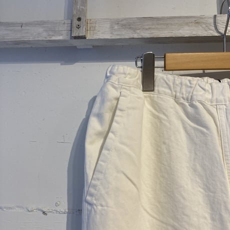 TISSU サフィランリネンデニム イージーテーパードパンツ size3 オフ