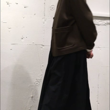 UNIVERSALTISSU ノーカラークラシックジャケット　トップグレー