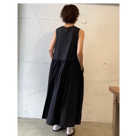 UNIVERSAL TISSU ナチュラルタイプライター ギャザーワンピース ベージュ
