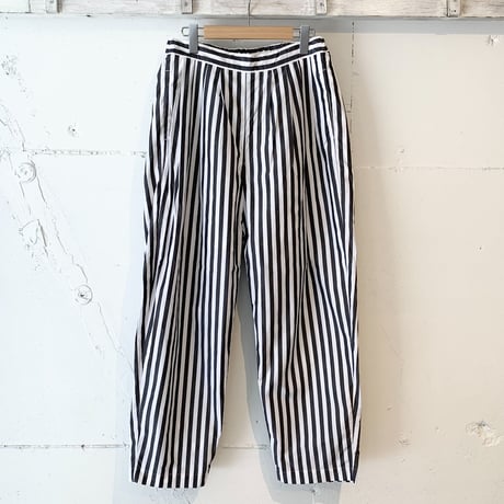 UNIVERSAL TISSU タックイージーパンツ クロワイドストライプ