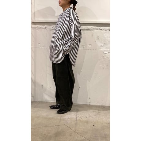 UNIVERSAL TISSU バンドカラースウィングポケットシャツ ネイビーストライプ
