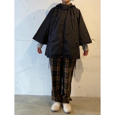 UNIVERSAL TISSU CNダンプ ギャザーポンチョ カーキ