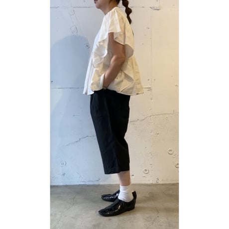 UNIVERSAL TISSU オリジナルフレンチリネンハーフパンツ クロ