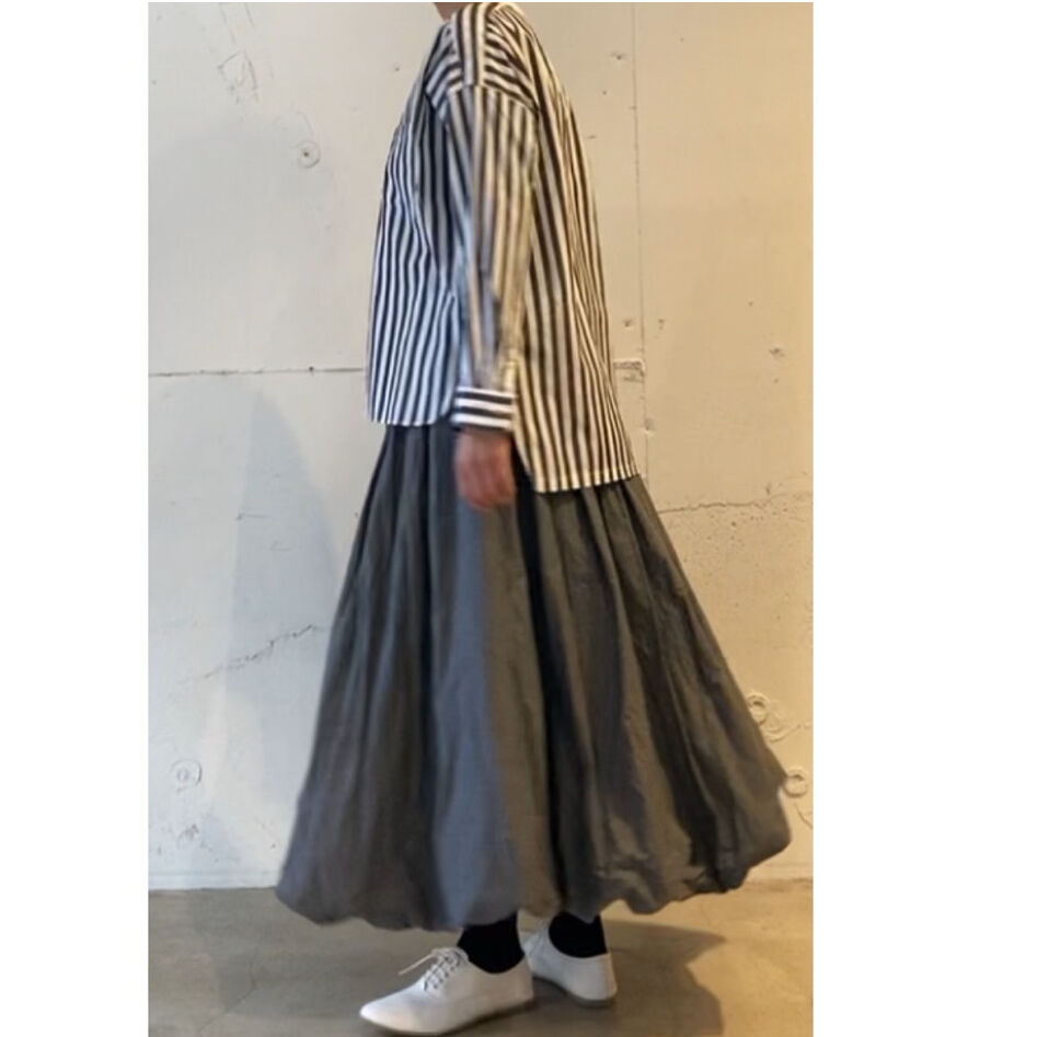 UNIVERSAL TISSU ナチュラルタイプライター イージーバルーンスカート 