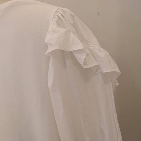 【UNIVERSAL TISSU】セントラル裏毛 タイプライターコンボ フリルプルオーバー