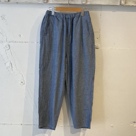 UNIVERSAL TISSU イージーテーパードパンツ ライトブルー