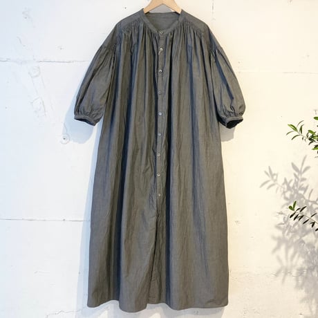 UNIVERSAL TISSU ナチュラルタイプライター ギャザーシャツワンピース グレー