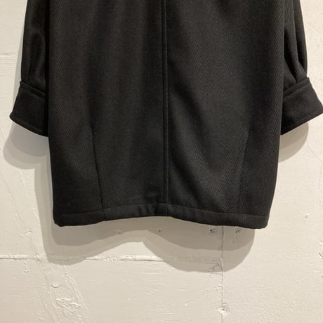 UNIVERSAL TISSU　メルトンツイルコクーンショートコート クロ